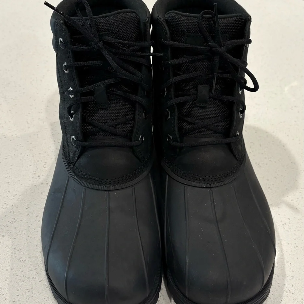 UGG Men's Gatson Waterproof Leather Boots - Picture 2 of 5